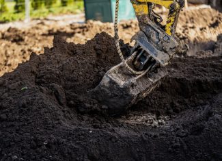 MP investiga uso de máquina pública em propriedade particular em Manoel Urbano, no interior do Acre