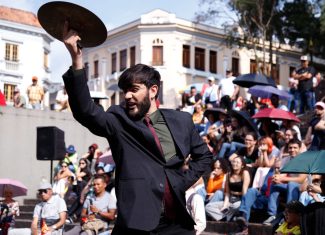 Caravana Transpetro desembarca no Acre com teatro de rua, oficinas e cinema gratuitos