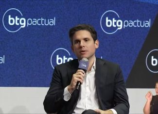 Após protestos, presidente da Câmara sinaliza recuo sobre PEC da Blindagem e anistia: ‘pautas tóxicas’