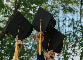 Acesso limitado à educação superior coloca em risco permanência de jovens na Resex Chico Mendes, no Acre