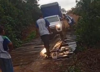 Perpétua Almeida denuncia más condições de ramal no Caquetá, interior do Acre