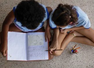 Uma em cada seis crianças de até 6 anos é vítima de racismo no Brasil, aponta pesquisa