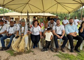 Parceria entre Perpétua Almeida e IFAC leva formação inédita em piscicultura à Terra Indígena no Acre