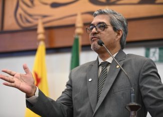 Deputado Edvaldo Magalhães comenta prisão de Bolsonaro e diz que decisão ‘é consequência do crime cometido’