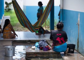 Cheia do Rio Acre deixa 51 indígenas desabrigados em Rio Branco