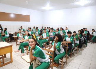 Mudança no calendário: governo adia início das aulas do ensino médio na rede estadual do Acre