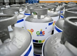 Gás do Povo garante botijão gratuito a famílias de baixa renda e deve alcançar 15 milhões de lares até março