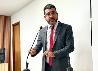 Leis reconhecem calendário religioso como patrimônio e impõem linguagem simples em órgãos públicos de Rio Branco