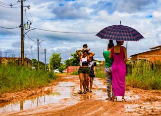Moradores do Rosa Linda denunciam abandono e cobram promessas não cumpridas por Bocalom