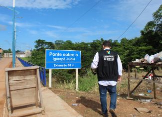 TCE-AC faz vistoria em ponte sobre o Igarapé Judia e apura contratação emergencial em Rio Branco