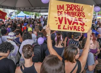 Autonomia financeira lidera prioridades das mulheres no mercado de trabalho, aponta pesquisa