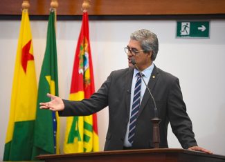 Edvaldo Magalhães diz que vácuo no comando da Saúde pode custar vidas: “não pode esperar”