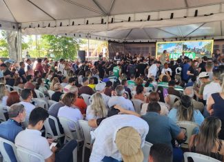 Com investimento de R$ 60 milhões, governo Lula entrega 324 máquinas e lança programa de modernização no Acre