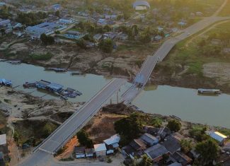 Obra milionária, queda repentina e muitas perguntas sem resposta: O que se sabe sobre o colapso de ponte no Acre?